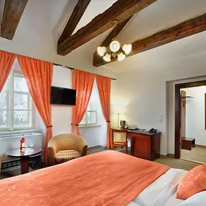 Lippert Otel Prag